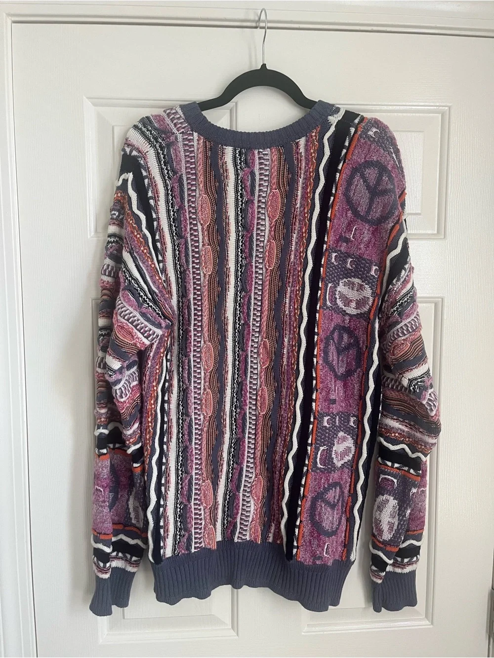 Urban Outfitters Men's Vintage COOGI style sweater